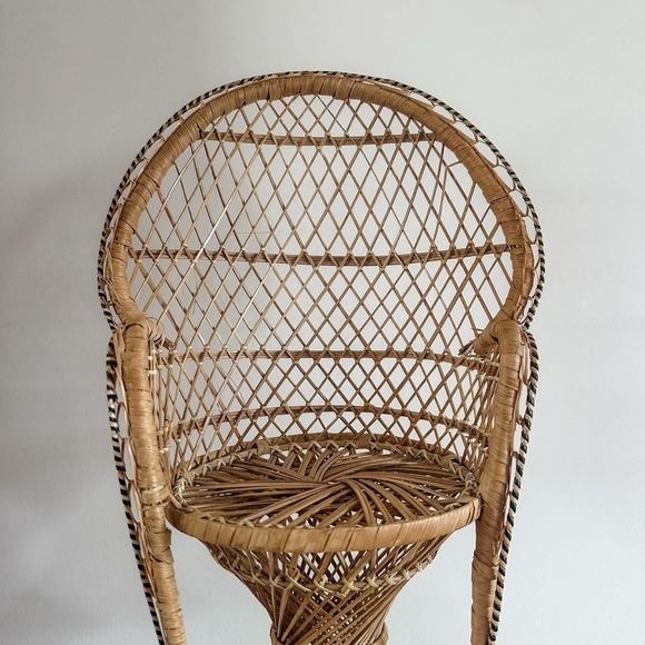 Peacock Wicker Fan Back Rattan Chair 16" Doll Plant Stand Boho Cottage Core - Picture 3 of 7